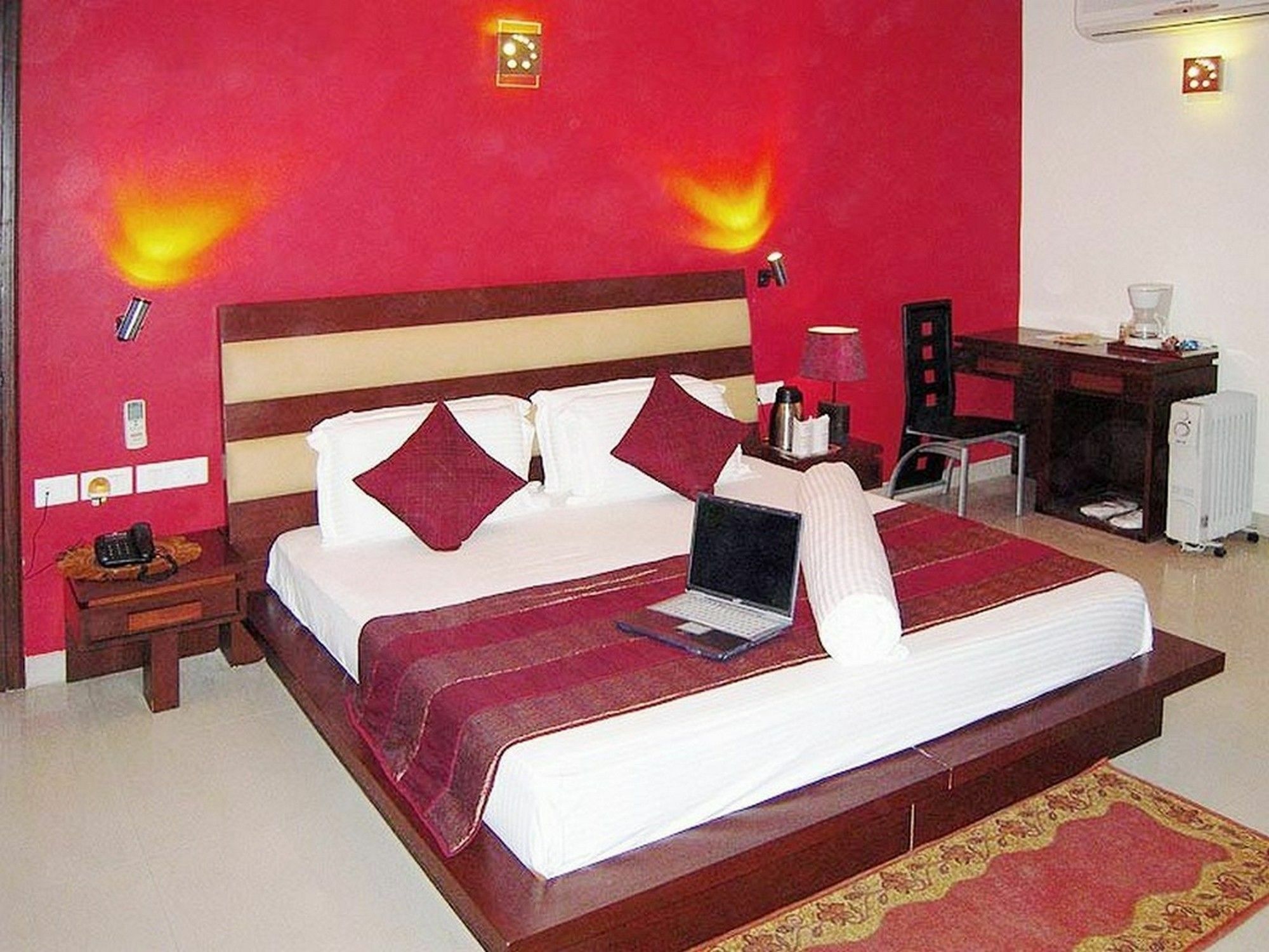 Maxfort Greenwood City Gurgaon Exterior photo